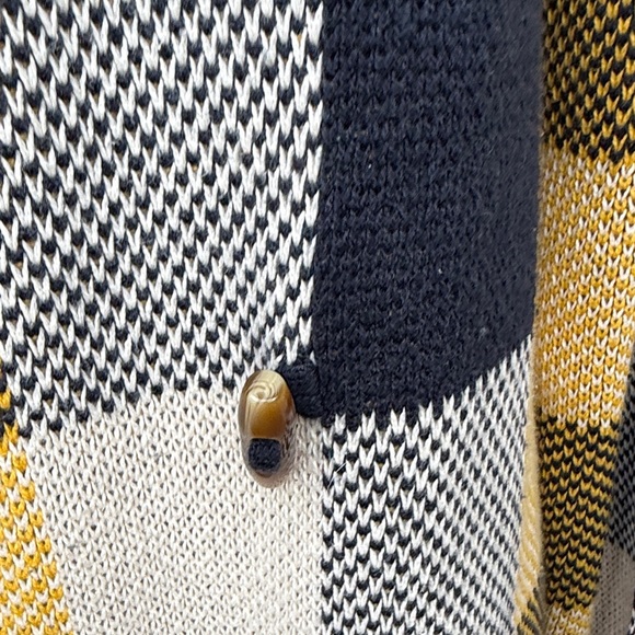 NWOT CAbi Checkered Hooded Sweater Coat, style 4229, size medium - Picture 9 of 14